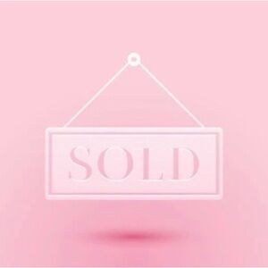 Women’s bright pink north face windbreaker